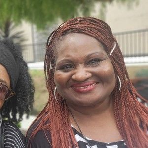 Meet your Posher, Chanel